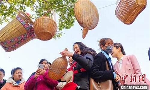综合欧美一区二区三区:国产日产欧产精品精品推荐小说(国产日产欧产精品精品推荐小说)